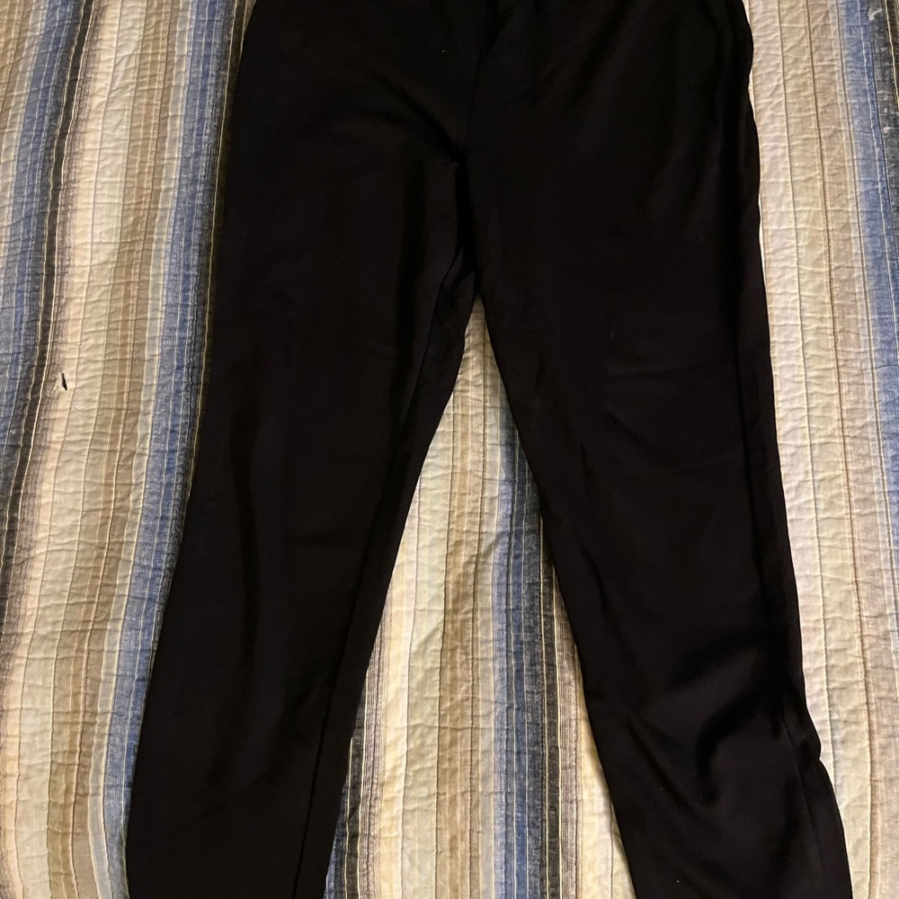 Black Slim-Fit Joggers for Casual Comfort